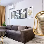 Elite Beachfront Apartament By Casa Del Mar